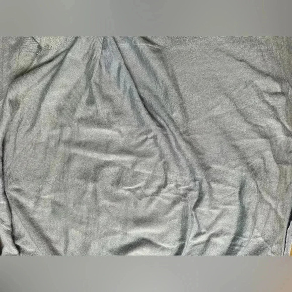 Emilio Pucci Women’s Light Blue Cashmere Cardigan Women’s Size 10 (Flawed) - Picture 3 of 13